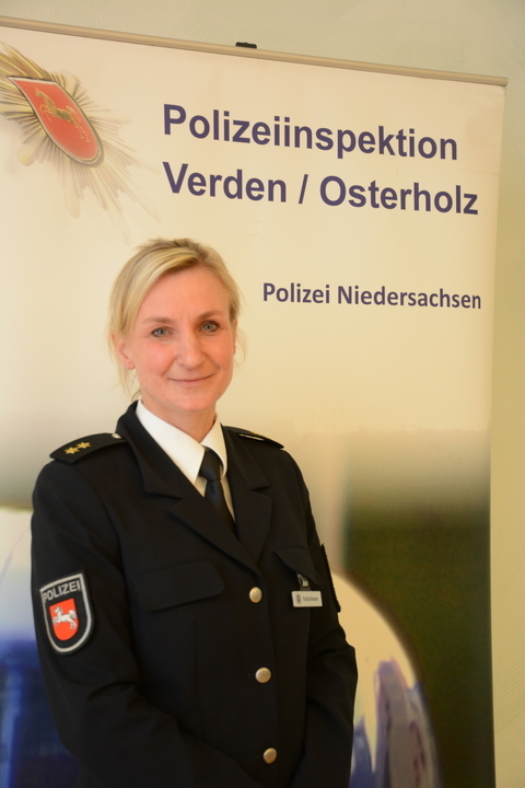 Portraitbild von Antje Schlichtmann, Leiterin der Polizeiinspektion Verden/Osterholz
