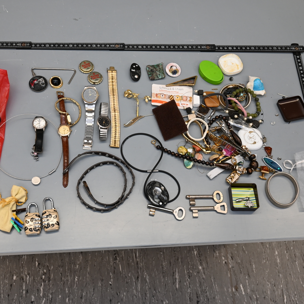 Aufgefundener Schmuck in Hambergen